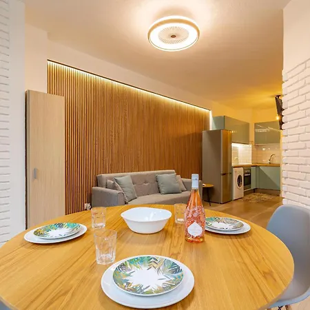 Daniela's, Canteras Living! 公寓